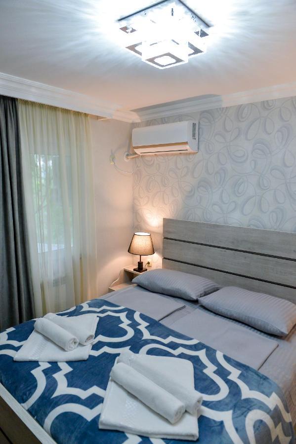 ホテル Cozy House クタイシ エクステリア 写真