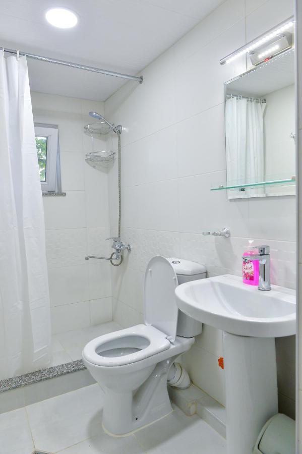 ホテル Cozy House クタイシ エクステリア 写真